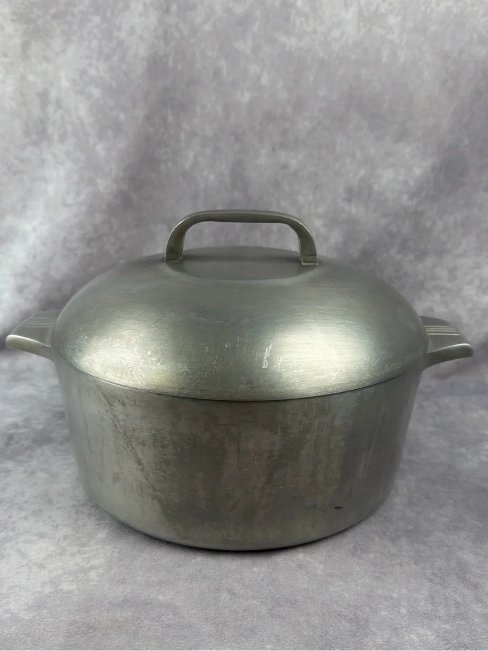 Wagner Ware Sidney -O- Magnalite 4248-P Round Aluminum Dutch Oven Stockpot